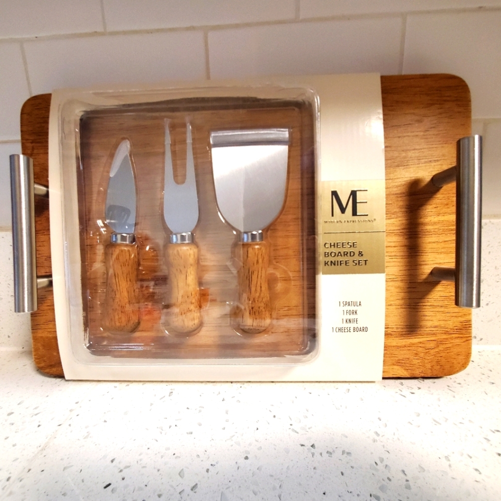 Cheese Board and Knife Set